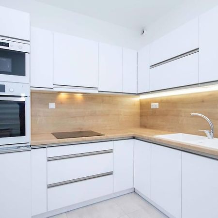 Apartment In Bratislava With Free Parking Exterior foto
